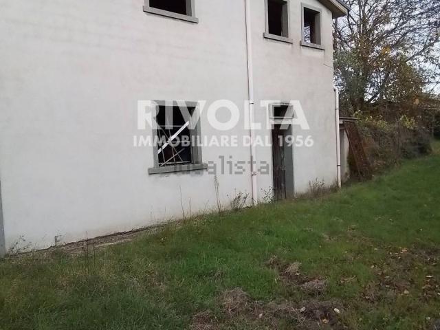 Casa in vendita a Canepina, Lazio