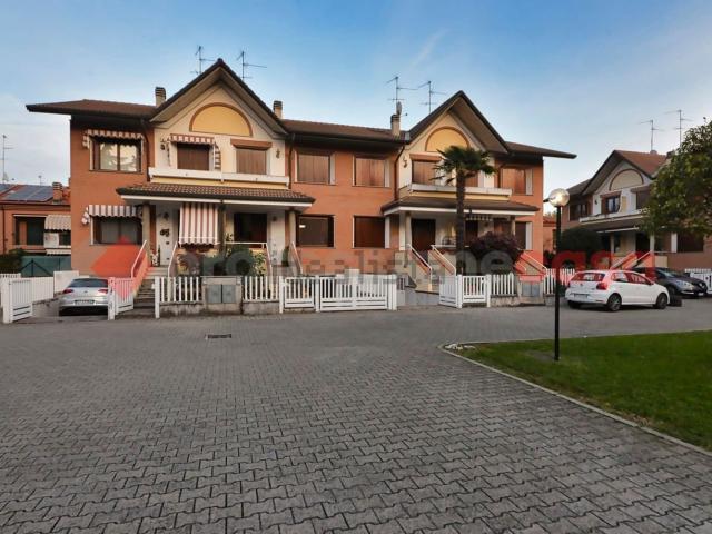 Casa in vendita a Palazzolo Milanese, Paderno Dugnano