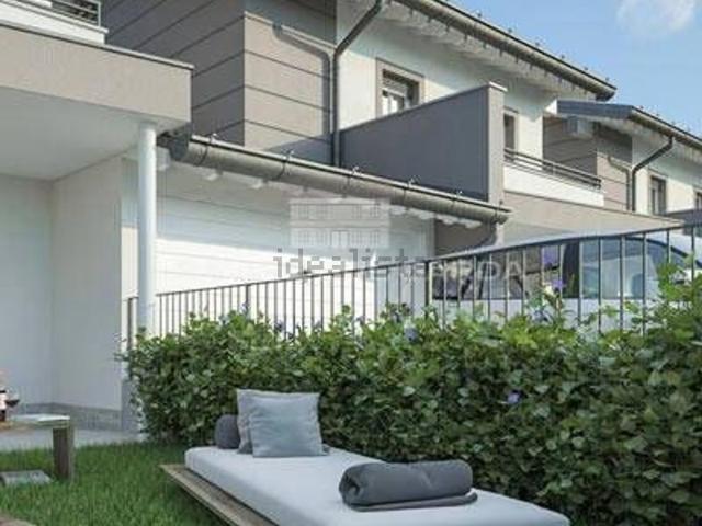 Casa in vendita a Peschiera Del Garda, Veneto