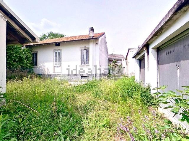Casa in vendita a Moncucco, Brugherio