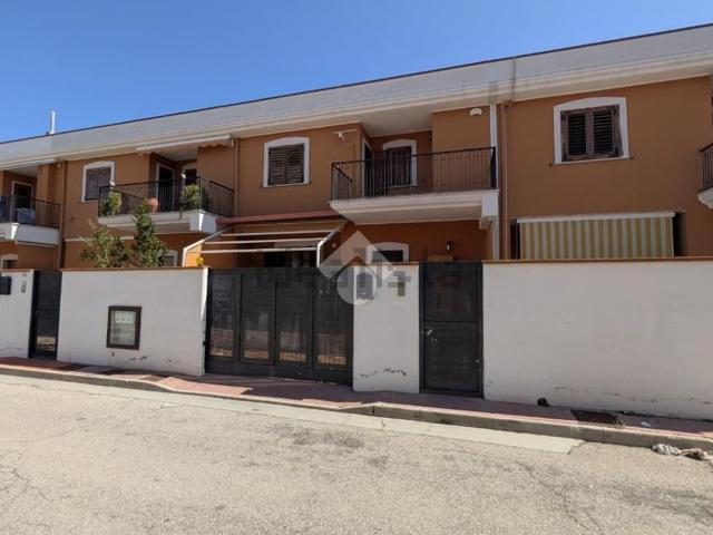 Casa in vendita a Puglia, Barletta-andria-trani