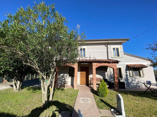 Casa in vendita a Taglio Di Po, Veneto