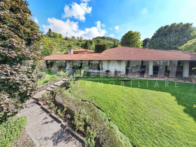 Casa in vendita a Cellatica, Lombardia