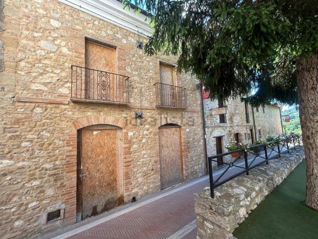 Casa in vendita a Campli, Abruzzo