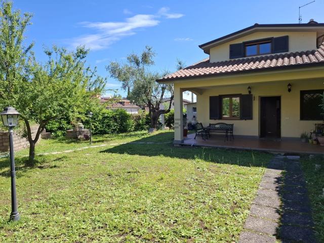 Casa in vendita a Roma Capitale, Lazio