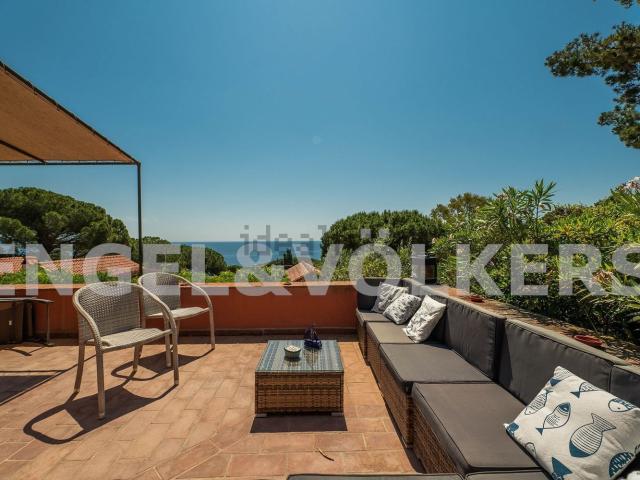 Casa in vendita a Rio, Toscana