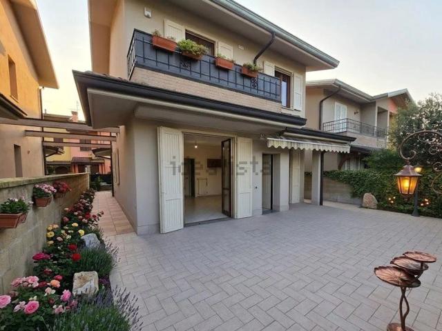 Casa in vendita a Motta Vigana, Massalengo