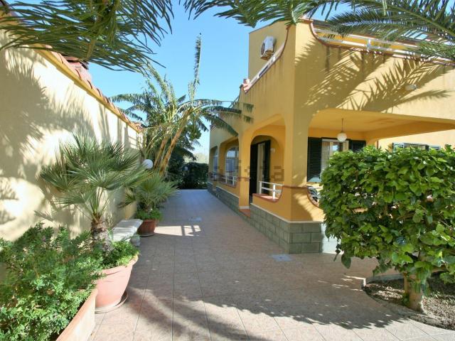 Casa in vendita a Salinelle, Lascari