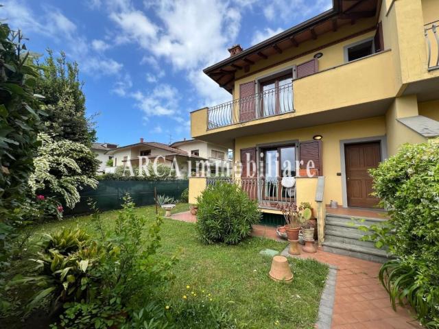 Casa in vendita a Tonfano, Toscana