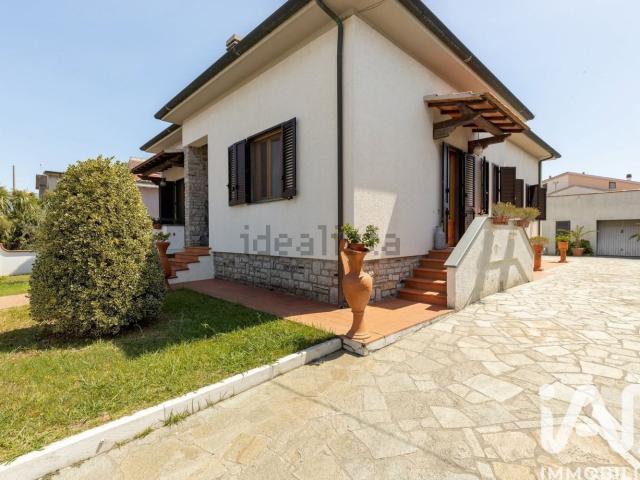 Casa in vendita a Casciavola, Cascina