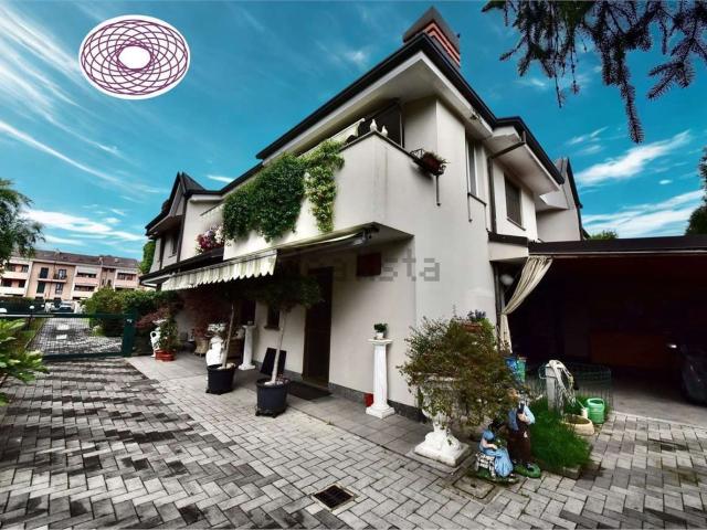 Casa in vendita a Zona Omogenea Milano Nord, Paderno Dugnano