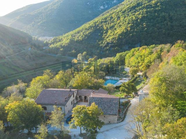 Casa in vendita a Zona Artigianale, Fiuminata