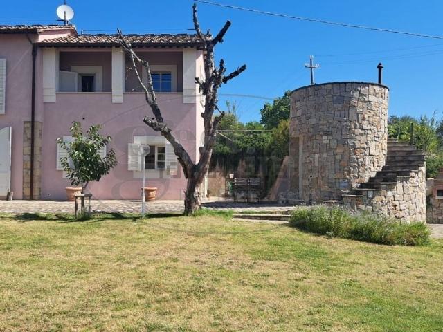 Casa in vendita a Colognole, Collesalvetti