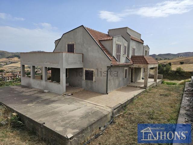 Casa in vendita a Enna Bassa, Enna
