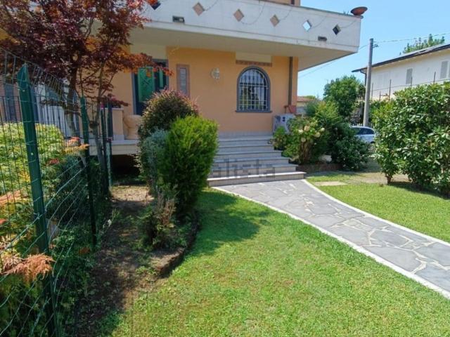 Casa in vendita a Partaccia, Marina Di Massa
