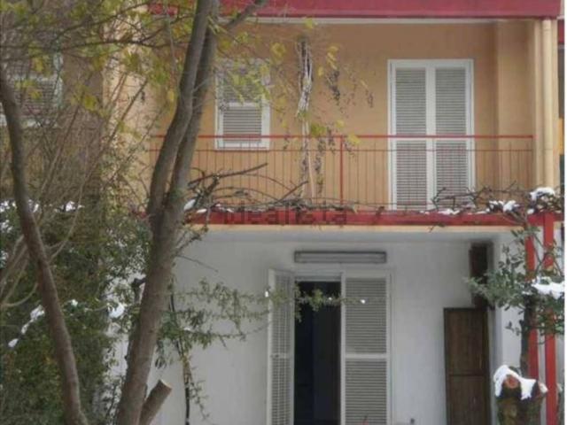 Casa in vendita a Pessano Con Bornago, Lombardia