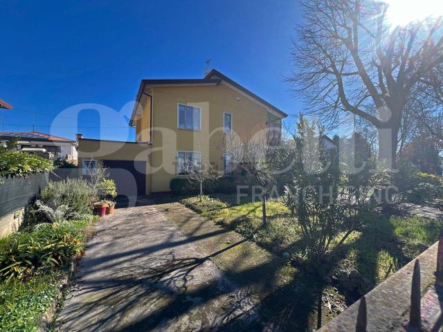 Casa in vendita a Piove Di Sacco, Veneto