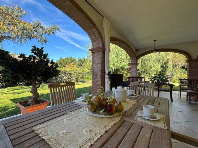 Casa in vendita a Salivoli, Piombino