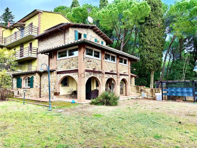 Casa in vendita a Bivio Di Ravi, Toscana