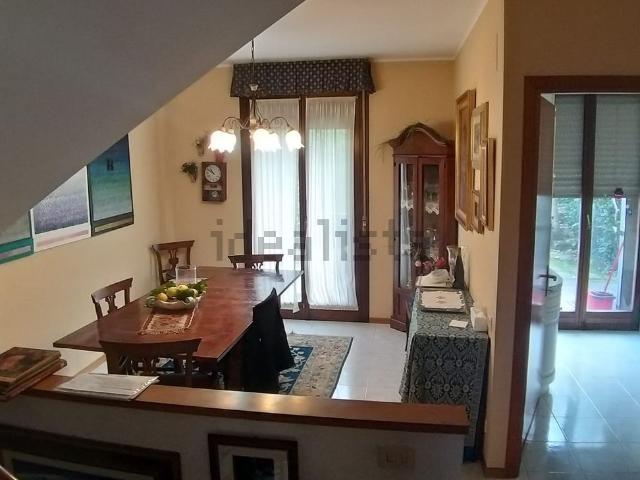 Casa in vendita a Santa Lucia, Cenerente