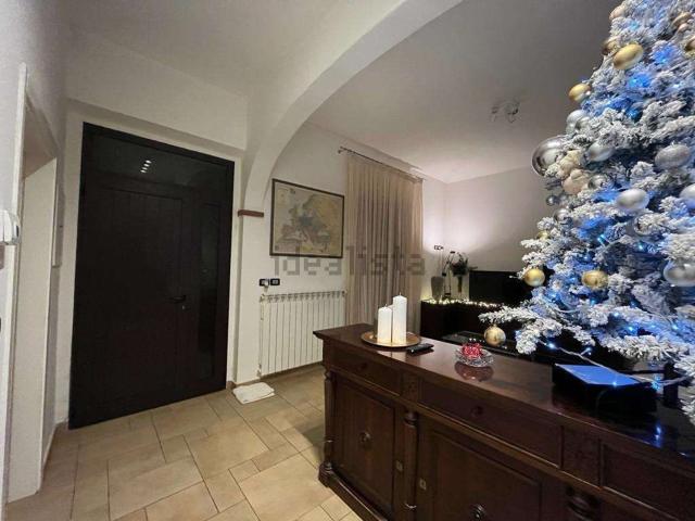 Casa in vendita a Foiano della Chiana, Arezzo