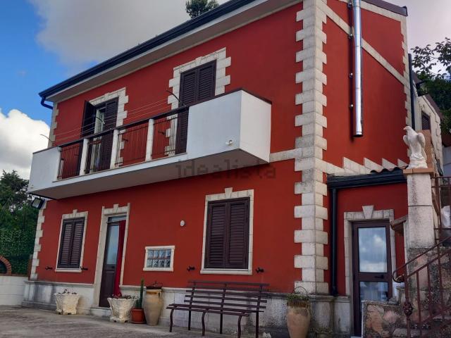 Casa in vendita a Mussomeli, Sicilia