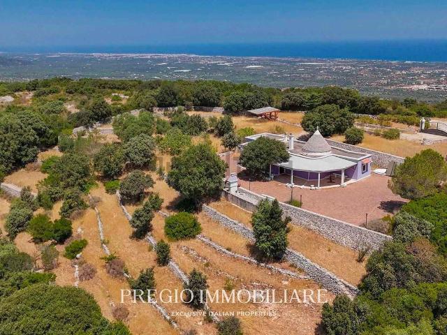 Casa in vendita a Santa Lucia, Puglia