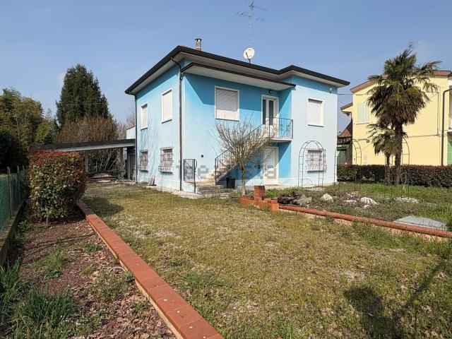 Casa in vendita a Unione Comuni Modenesi Area Nord, San Possidonio