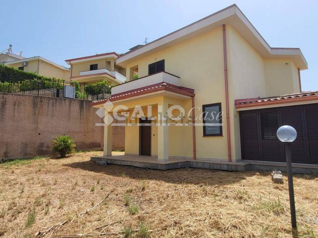 Casa in vendita a Calabria, Cosenza