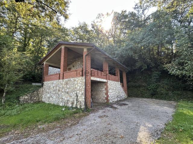 Casa in vendita a Magione, Umbria