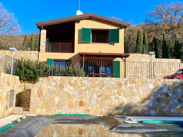 Casa in vendita a Unione di Comuni Montani Colline del Fiora, Manciano