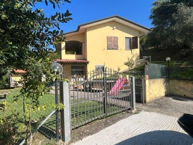 Casa in vendita a Santa Lucia, Camaiore