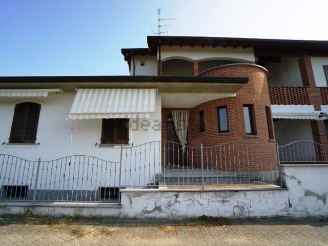 Casa in vendita a Cassolnovo, Pavia