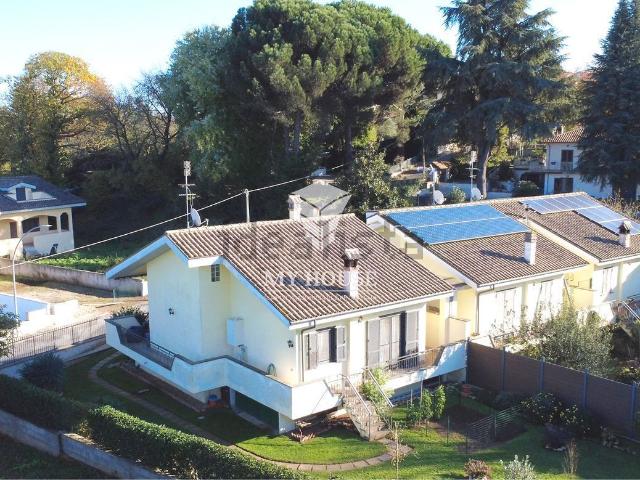 Casa in vendita a Colle La Torre, Roma Capitale