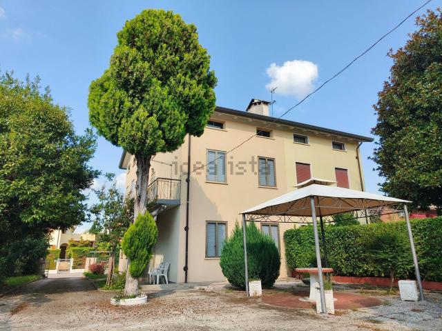 Casa in vendita a Albignasego, Padova