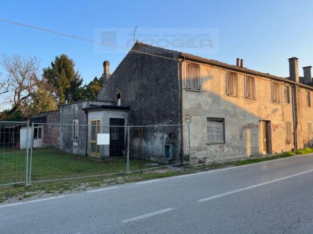 Casa in vendita a Fiesso Umbertiano, Veneto