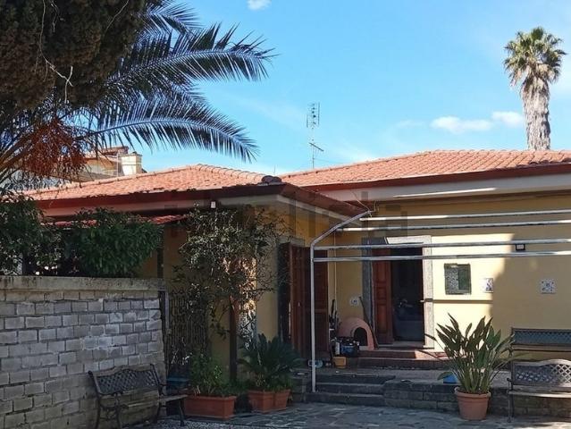Casa in vendita a Pratolungo, Roma Capitale