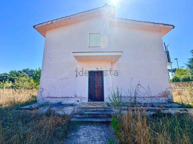 Casa in vendita a Pantani, Nettuno