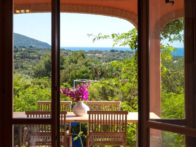 Casa in vendita a Flumini Cuba, Quartu Sant'elena
