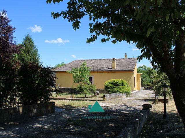 Casa in vendita a Valle del Fico, Roma Capitale