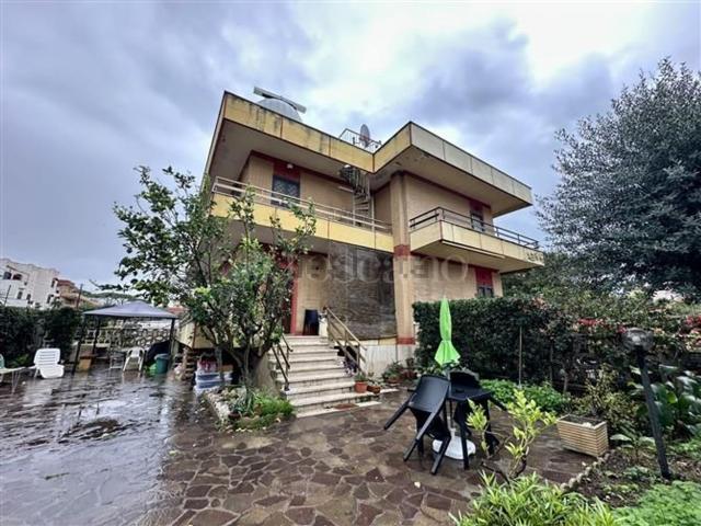 Casa in vendita a Lido di Marechiaro, Roma Capitale