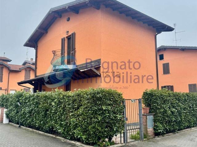 Casa in vendita a Piemonte, Novara