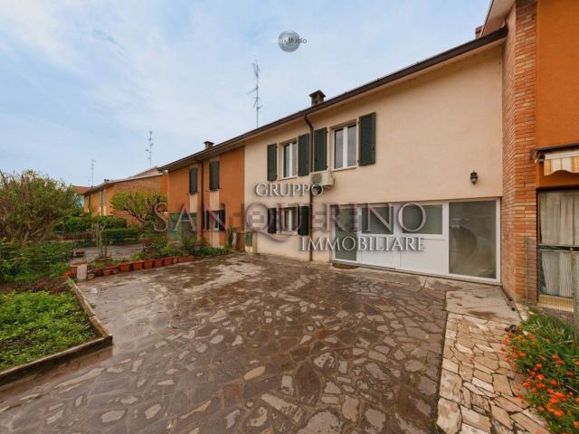Casa in vendita a Pianura Reggiana, Re