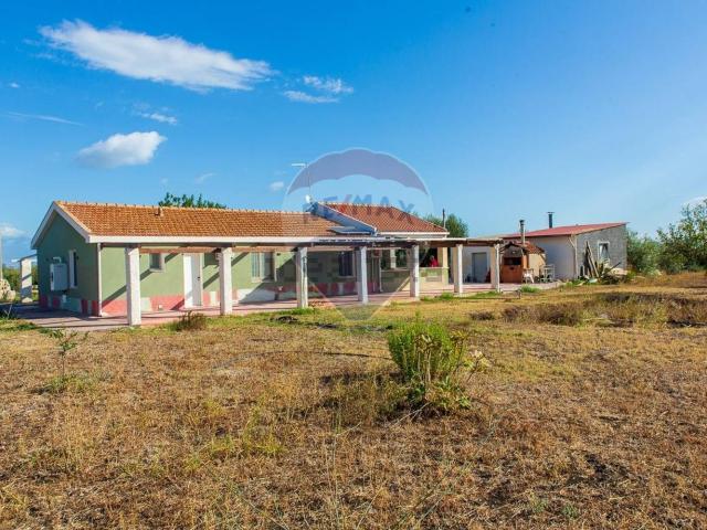 Casa in vendita a Melilli, Siracusa