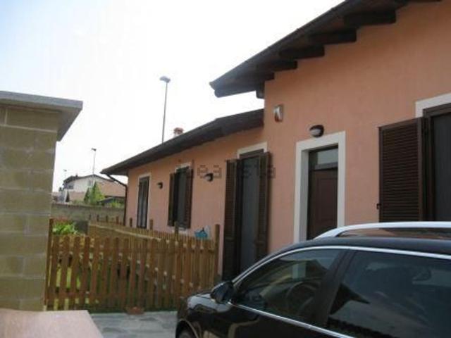 Casa in vendita a Gambolò, Lombardia