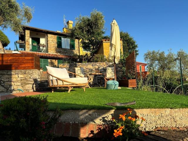 Casa in vendita a San Bartolomeo, Leivi