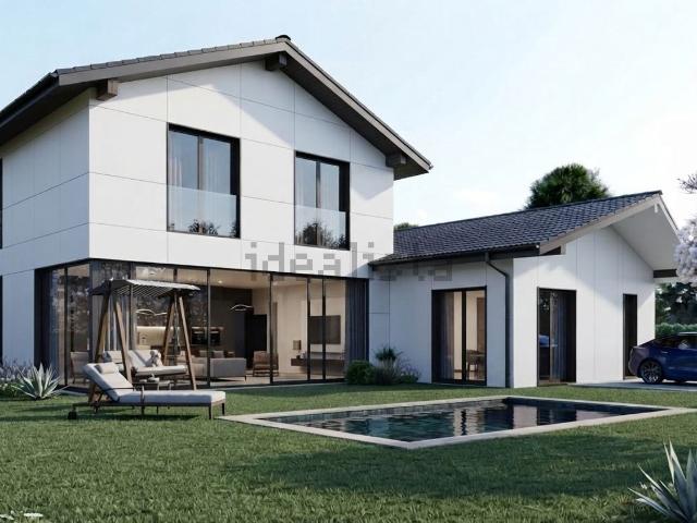 Casa in vendita a Castellanza, Varese