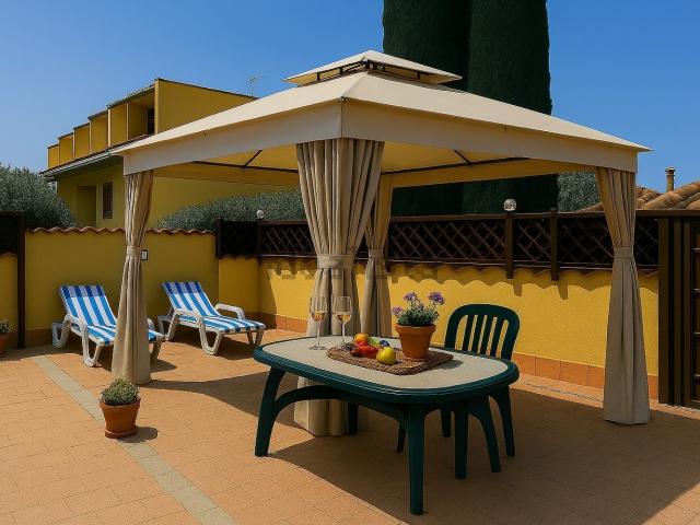 Casa in vendita a Stagni di Ostia, Roma Capitale