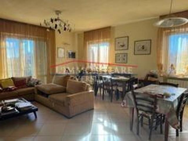 Casa in vendita a Marina Di Massa, Toscana