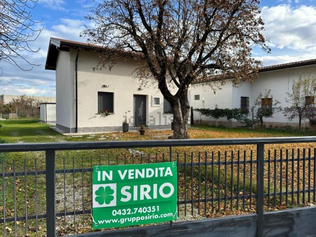Casa in vendita a Manzano, Friuli-Venezia Giulia